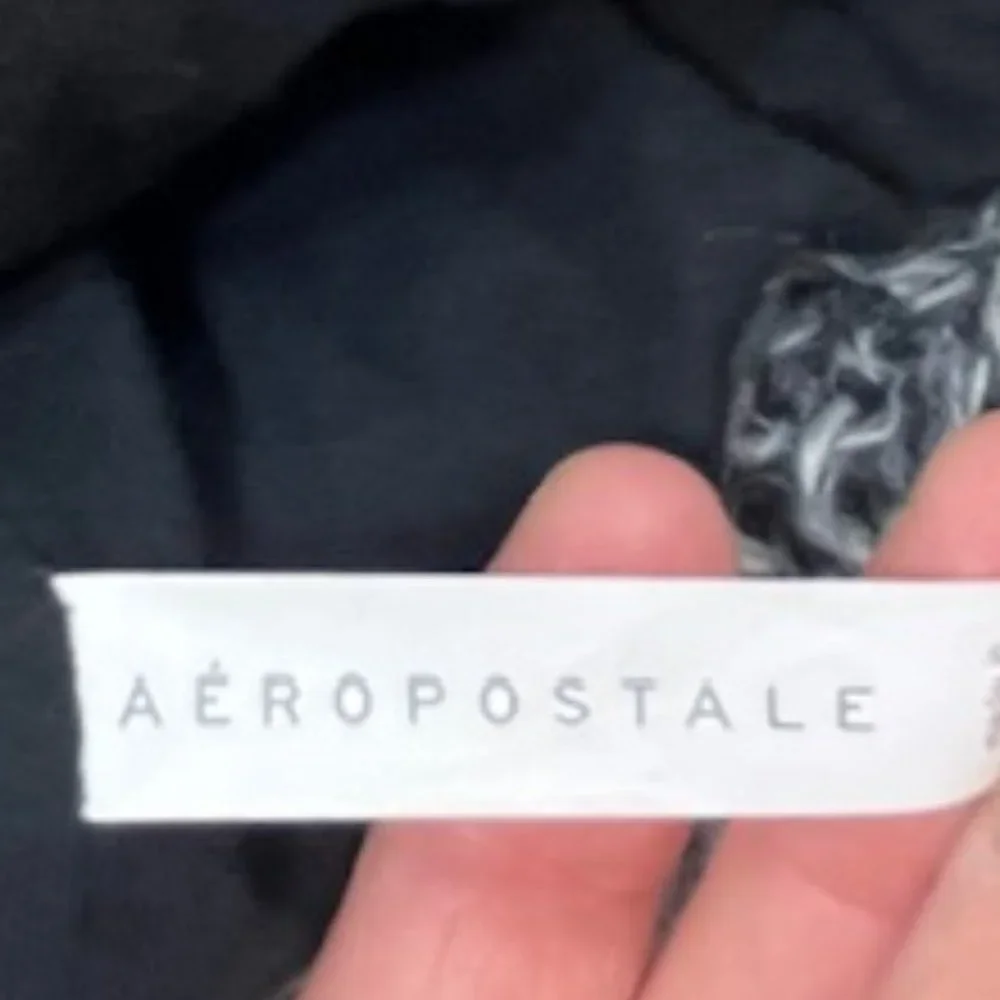 Aeropostale Black White Winter Beanie Hat Black Pom Pom Cotton Lining S/M
